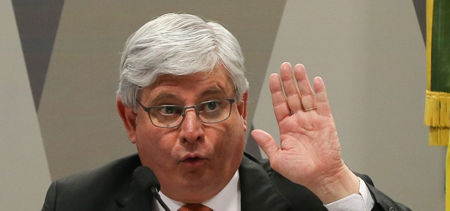 Janot afirma que não existe dúvida de \'crime de corrupção\' de Temer