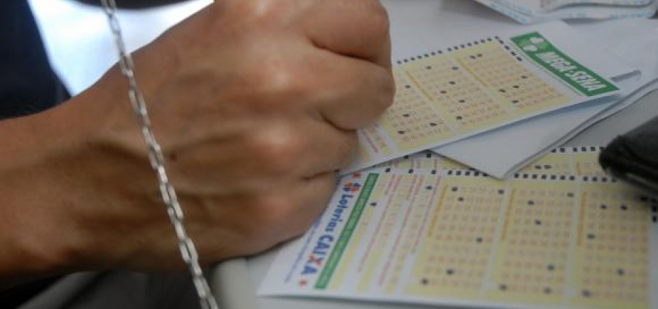 Mega-Sena: sorteio na próxima quarta pode pagar prêmio de R$ 23 milhões 