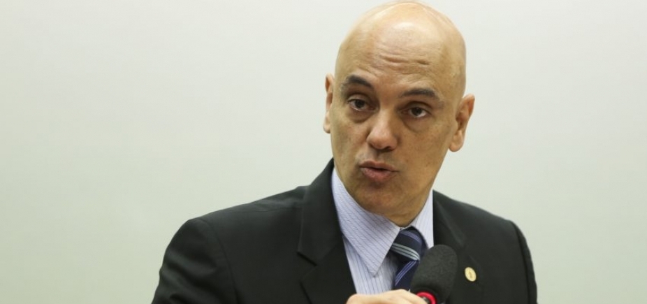 Moraes declara ilegais buscas em gabinete e casa de deputada federal