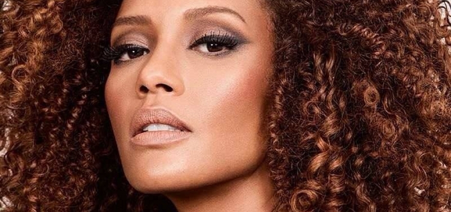 Taís Araújo recebe título de defensora de Direitos das Mulheres Negras