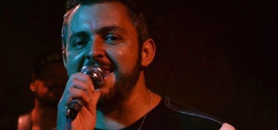 Cantor sertanejo morre em acidente de carro em São Paulo