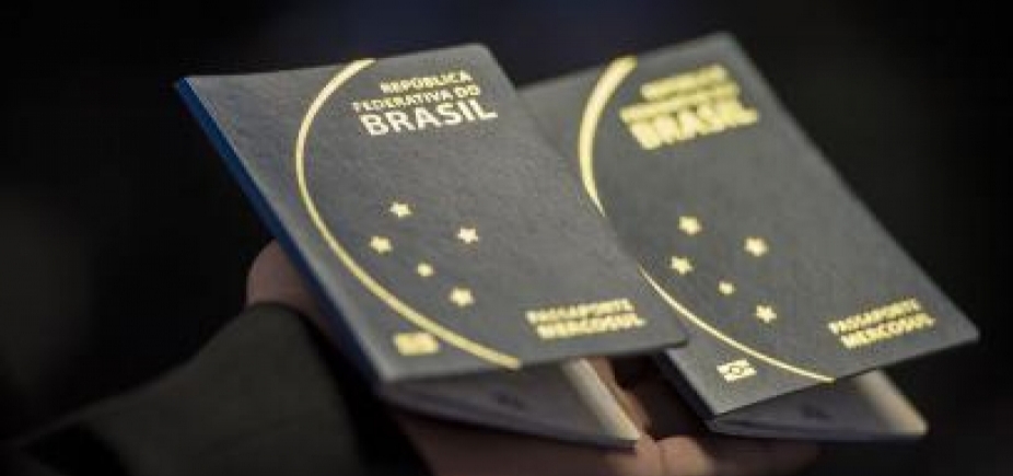 Comissão aprova liberação de recursos para retomar emissão de passaportes