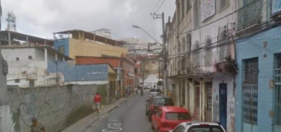 Trânsito na Rua do Gravatá sofre interdição nesta quarta-feira para realização de asfaltamento
