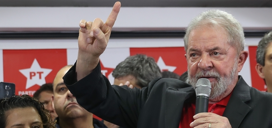 \'Lula será o Rei do Xadrez\'; confira artigo de Sebastião Nery