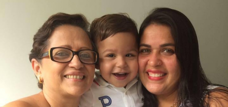 Mãe faz campanha em redes sociais para arrecadar R$ 100 mil para cirurgia do filho e Ivete adere