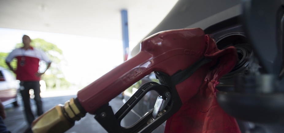 Governo anuncia aumento de impostos e gasolina pode ficar R$ 0,41 mais cara