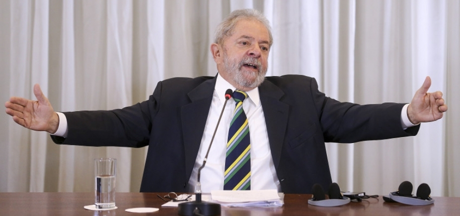 Lula se interna para fazer exames de rotina em São Paulo