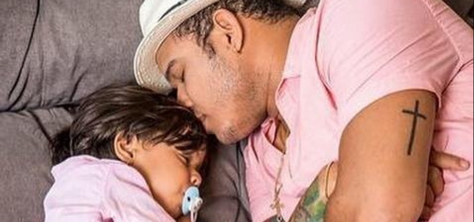 Após quase um mês, filho do cantor Tierry segue internado na UTI do Aliança