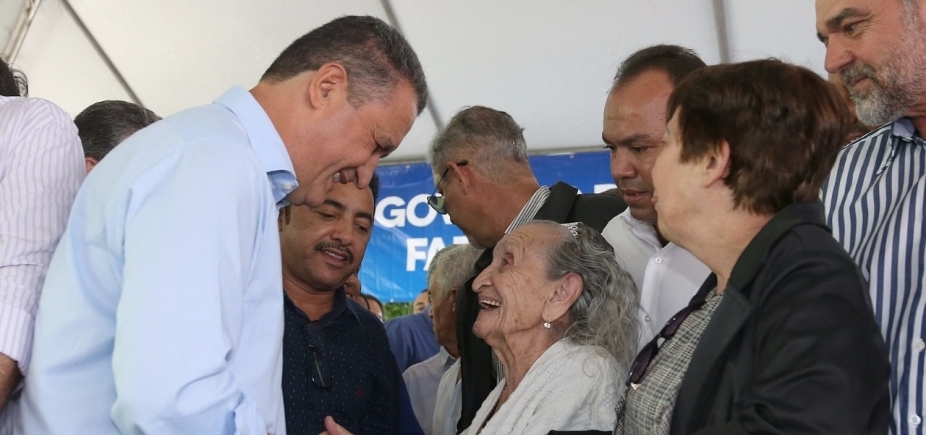 Rui entrega Sistema Integrado de Abastecimento de Água no município de Itiúba