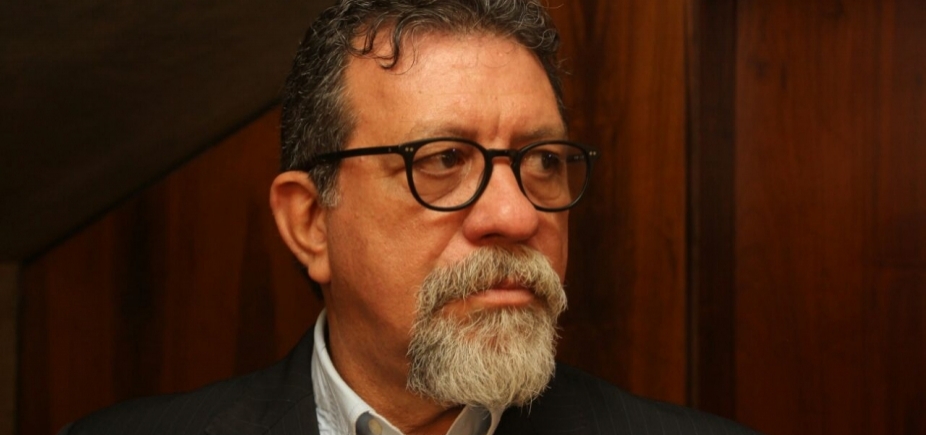 Apesar de petista, Florence aposta em vitória de Temer: \"Conseguiu fazer a bancada dele votar\"