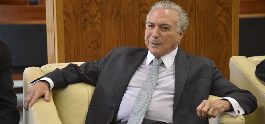 Para Temer, saída de Janot da PGR vai colocar Lava Jato no \"rumo correto\" 