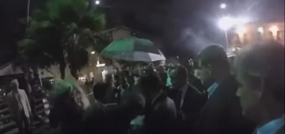Deputado critica "omissão" da polícia durante protesto com "ovadas" contra Doria; PM nega