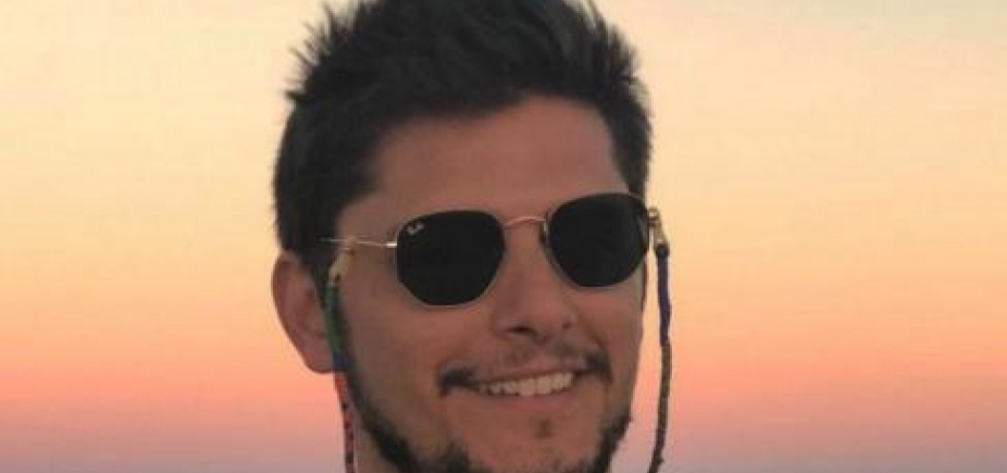 Bruno Gissoni exibe rosto da filha pela primeira vez: \"Igual a mãe\"; veja