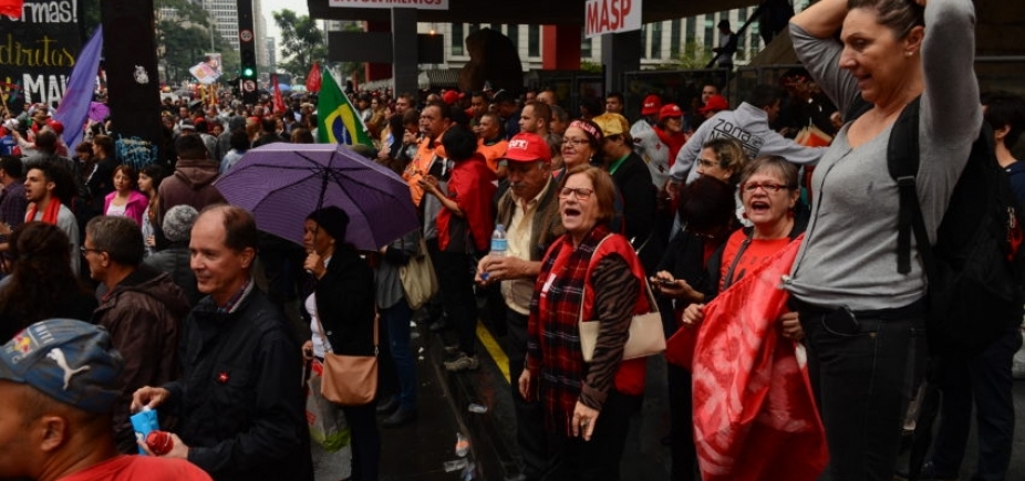 Insatisfação: 94% dos brasileiros não se sentem representados por políticos