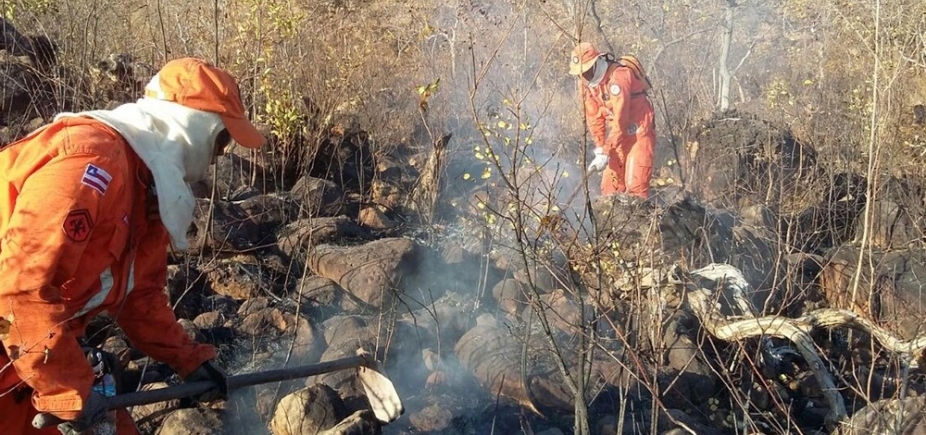 Novos focos de incêndios florestais são debelados em Barreiras