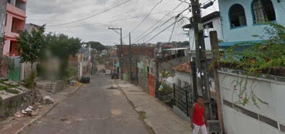Jovem é amarrada e baleada no meio da rua em Cidade Nova