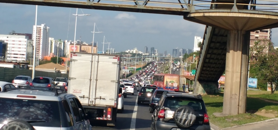 Av. Paralela lidera ranking de multas por excesso de velocidade em Salvador 