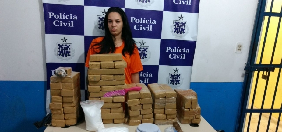 Feira de Santana: Polícia apreende 83 kg de maconha escondidos embaixo de um berço