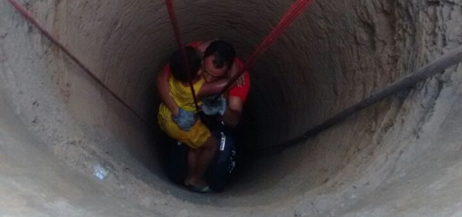 Criança cai em cisterna e é resgatada pelo Corpo de Bombeiros em Santo Antônio de Jesus
