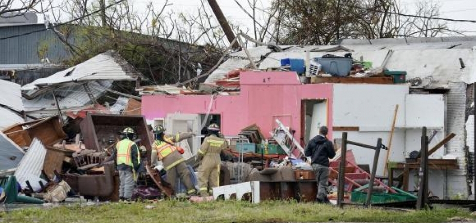 Furacão Harvey deixa pelo menos dois mortos no Texas
