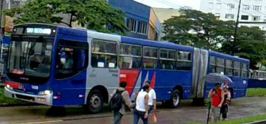 Aposentado é preso após ejacular em passageira de ônibus em São Paulo