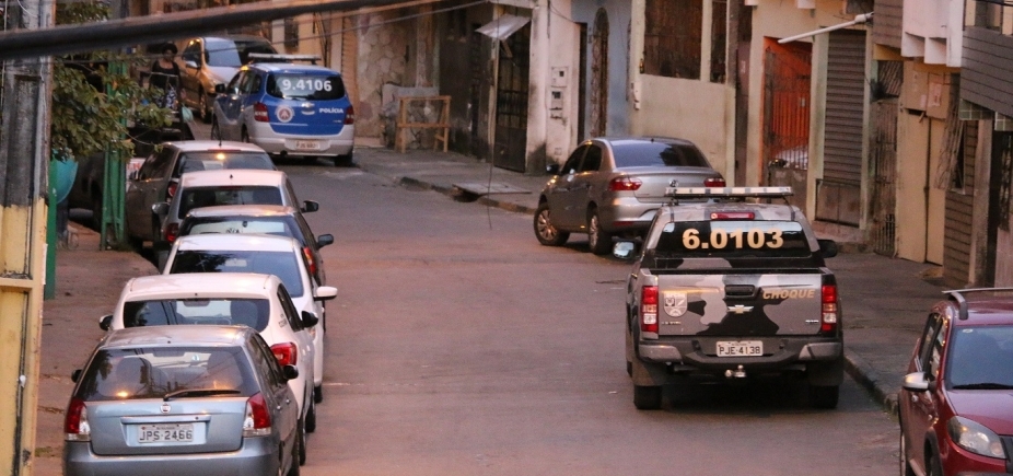Engenho Velho da Federação tem troca de tiros entre traficantes e policiais