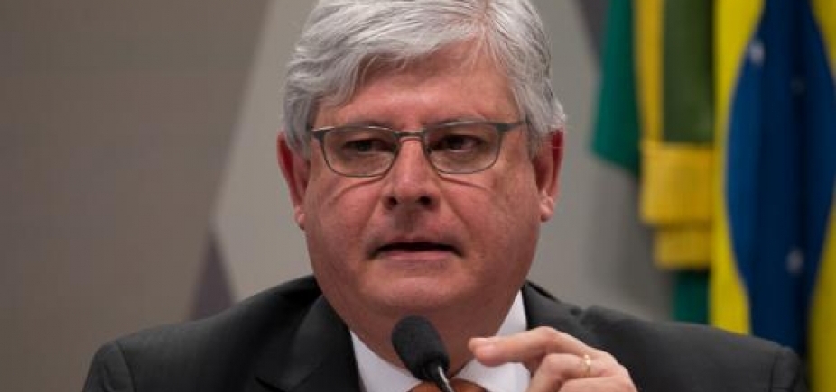 "Brasil é paciente que convulsiona ao tentar curar corrupção", diz Janot em discurso de despedida 