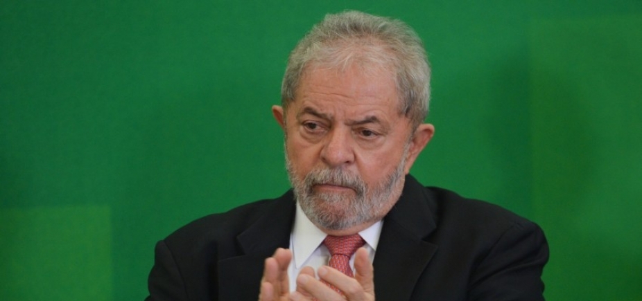 Palocci relata entregas de dinheiro vivo a Lula, diz jornal
