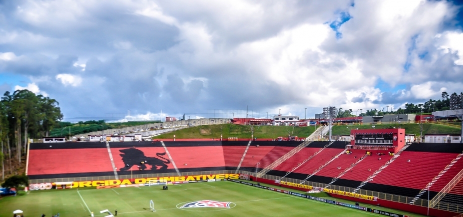 Catracas do Barradão apresentam problema antes de Vitória x São Paulo