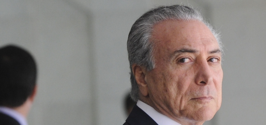 PSDB avisa a Temer que vai trabalhar para derrubar segunda denúncia na Câmara, diz colunista