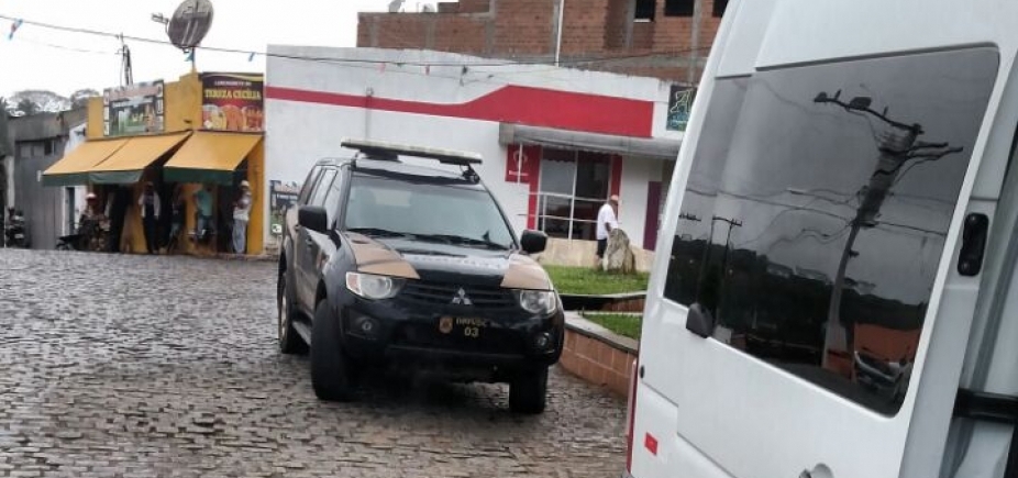 PF deflagra operação que investiga desvios de verbas na Educação em Apuarema, na Bahia