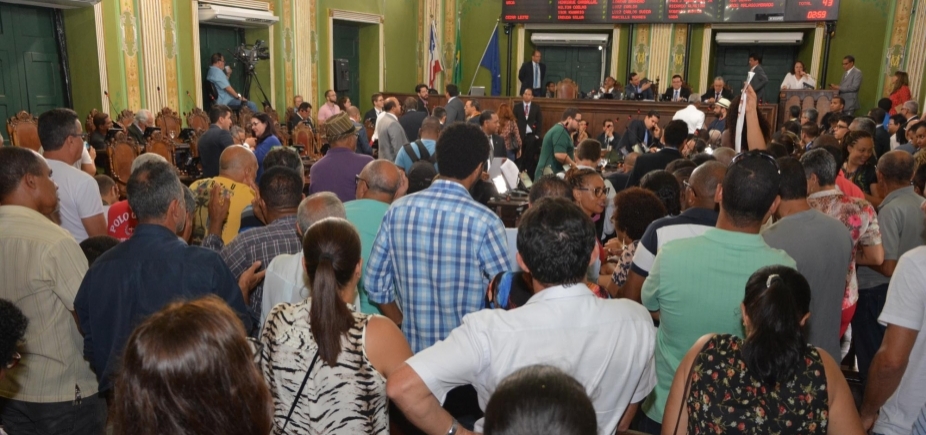 Com emendas, vereadores aprovam reajuste no IPTU de Salvador