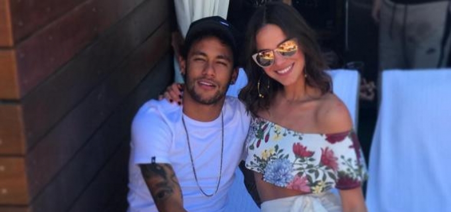 Após término, Neymar confirma que ama Bruna Marquezine