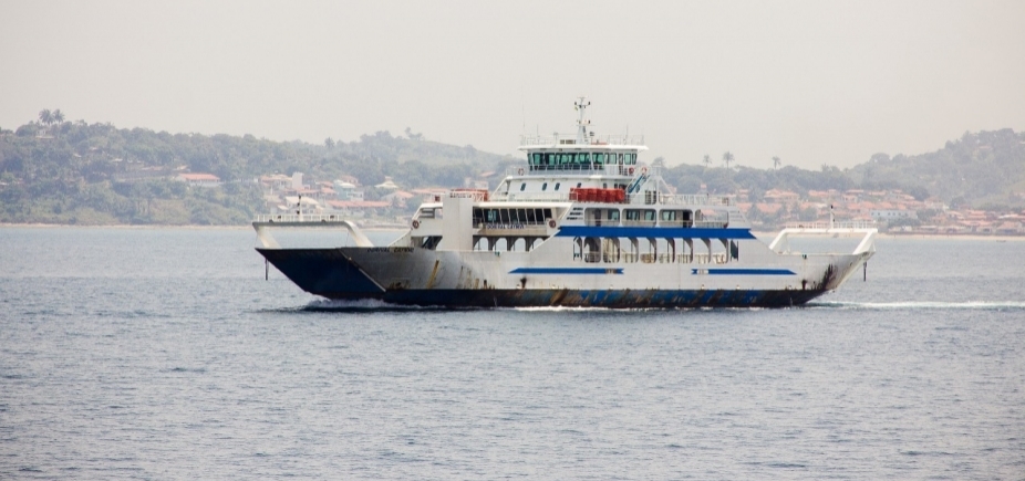 Embarque no ferry é moderado no sentido Mar Grande nesta sexta
