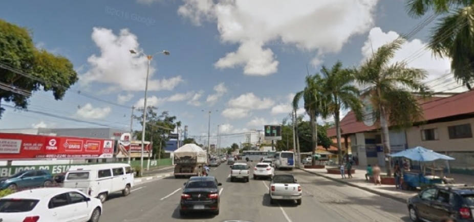 Obras do metrô congestionam Estrada do Coco e Cia-Aeroporto; veja o trânsito