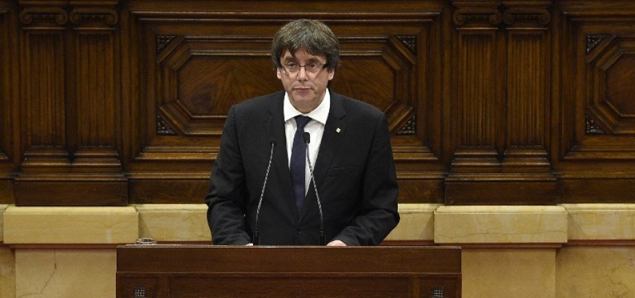 Catalunha declara independência da Espanha