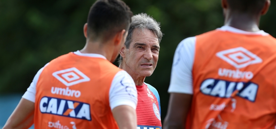 Com novidades, Carpegiani relaciona 20 jogadores para duelo com o Palmeiras