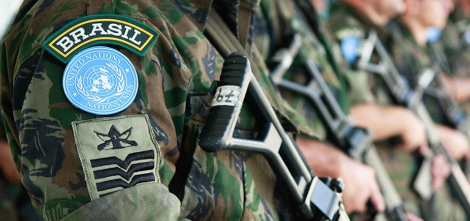 Temer sanciona projeto para Justiça Militar julgar crimes de agentes das Forças Armadas contra civis