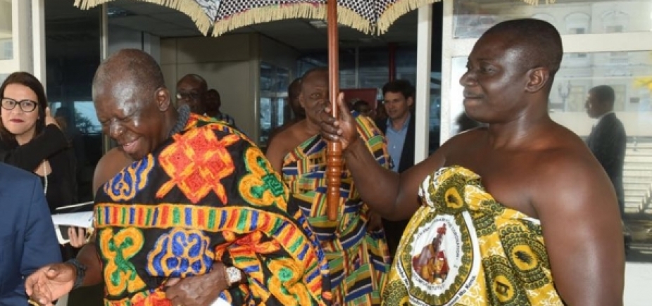 Congresso da Ufba recebe rei da nação Ashanti de Gana; veja programação
