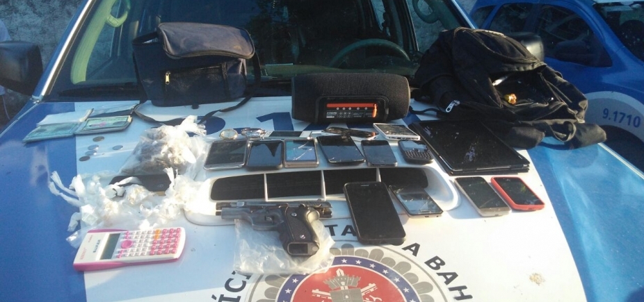Rastreador de celular ajuda polícia a prender quadrilha após assalto no Largo de Roma