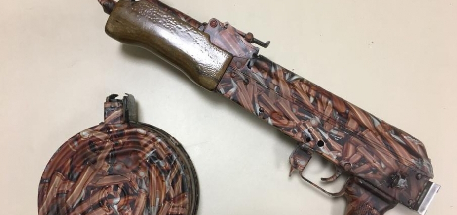 Sargento do Exército é preso por customizar armas para traficantes