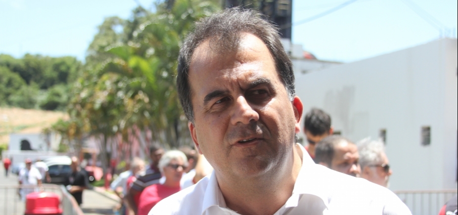 Mota diz que novas eleições podem resolver crise no Vitória