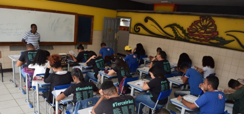 Mais de 50% dos alunos do 3º ano têm baixo desempenho em leitura e matemática