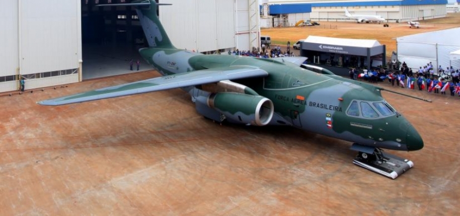 Avião é preparado para eventual ida de Temer a São Paulo para tratar problema urológico