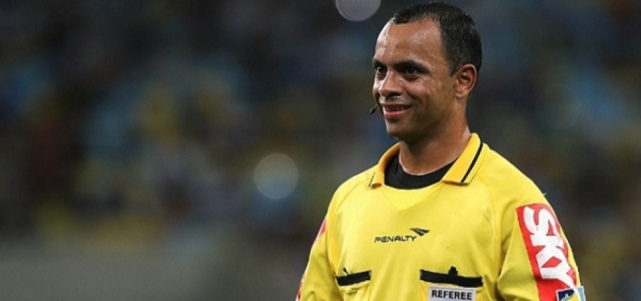 Árbitro goiano apita jogo entre Fluminense e Bahia