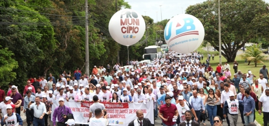 Representante da UPB critica falta de apoio federal: \"Municípios estão sangrando\"
