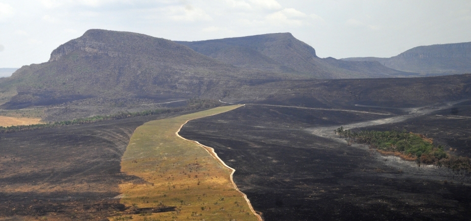 PF abre investigação sobre incêndio na Chapada dos Veadeiros