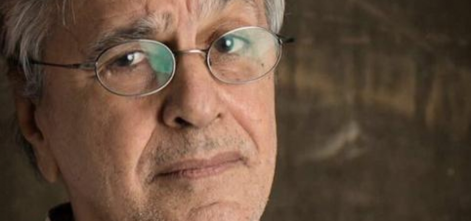 Justiça determina que Alexandre Frota e MBL apaguem posts com ofensas a Caetano e Paula Lavigne