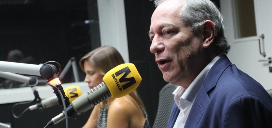 Ciro Gomes diz que Brasil passa por "pior crise de todas": "Assaltado por uma quadrilha"