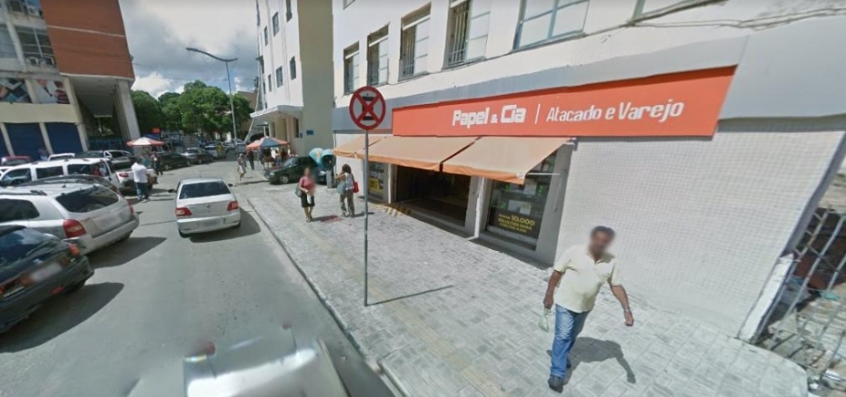 Suspeito morre após tentativa de assalto a papelaria no Comércio